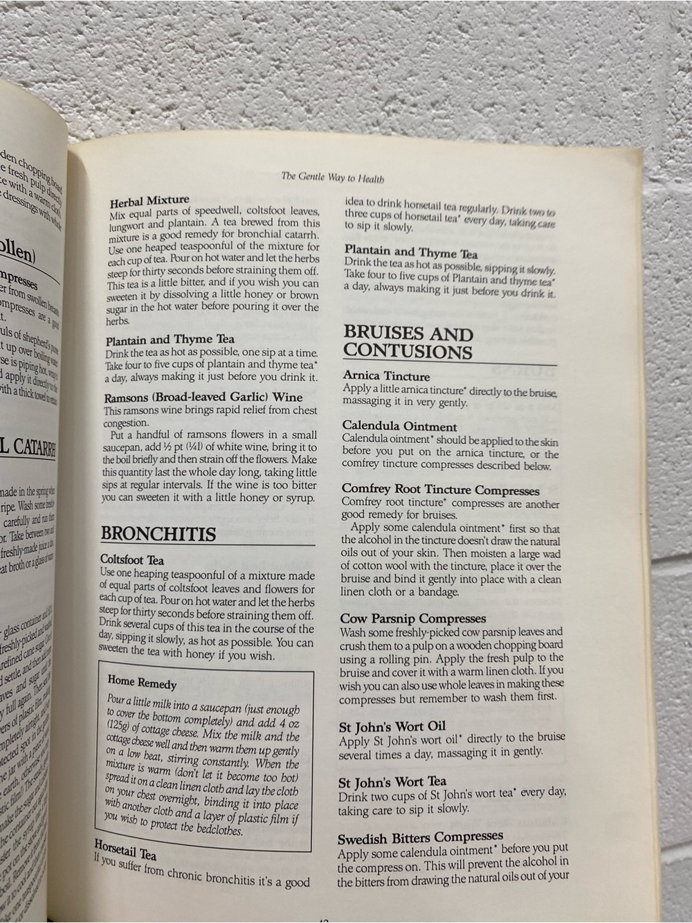 paperback copy of the book Health from God's Garden by Maria Treben - Picture 12 of 15
